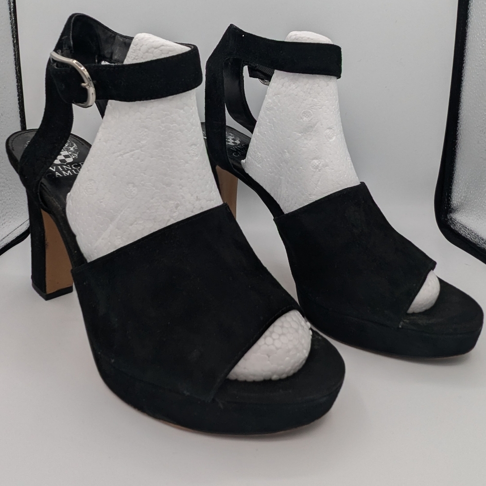 VINCE CAMUTO black heels